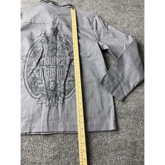 Disney Parks Shirt Jacket Mens Medium Gray Haunted Mansion Madame Leota Canvas - Picture 8 of 11